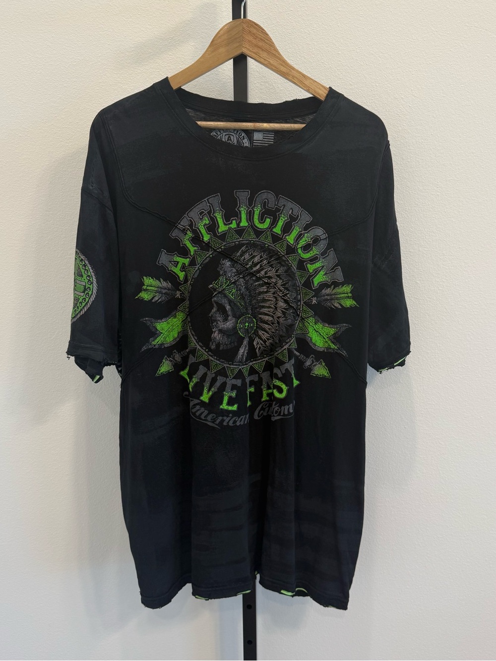 Affliction Live Fast Black Tee with Neon Green Skull Native Graphic Grunge 3XL